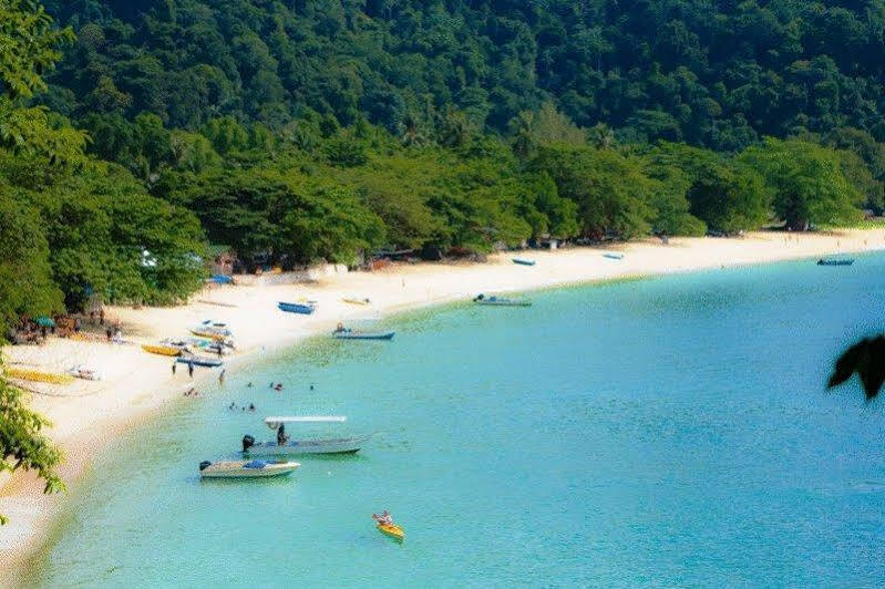 Anjungan Beach Resort Kampung Teluk Nipah Εξωτερικό φωτογραφία